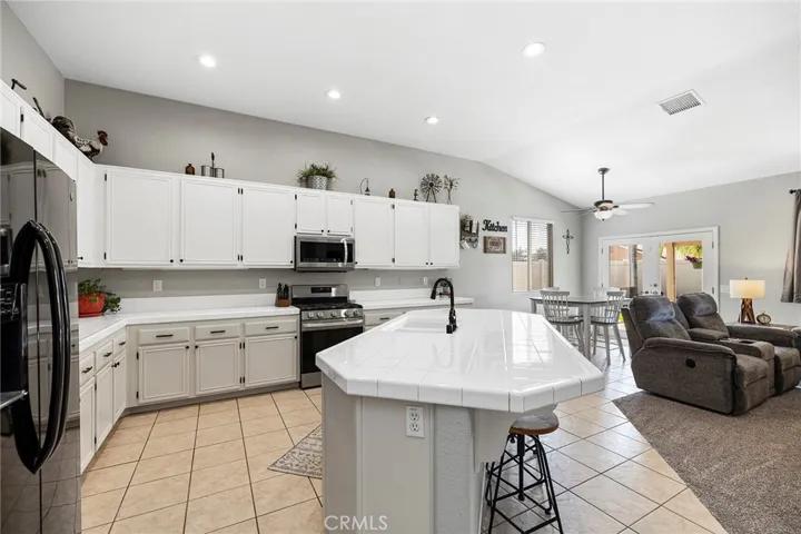 23453 Mountain Breeze Drive, Murrieta, California 92562