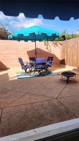 Large private patio area for the exclusive use of tenant