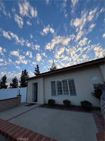 7271 Wood Road, Riverside, California 92506