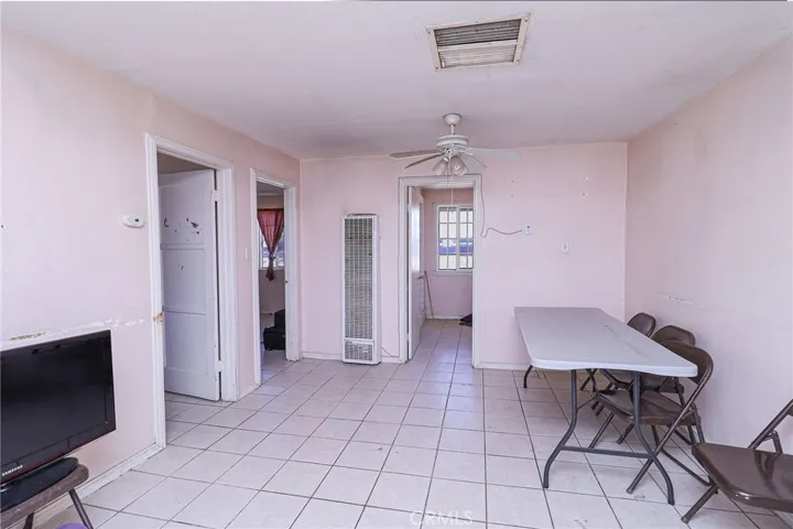 581 Victor Avenue, Barstow, California 92311