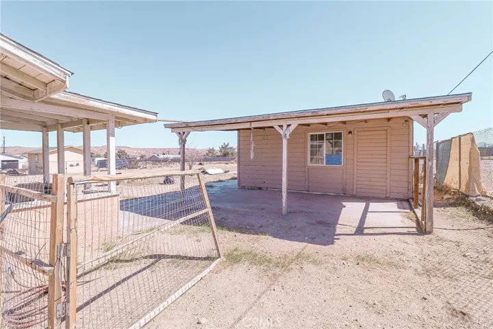581 Victor Avenue, Barstow, California 92311