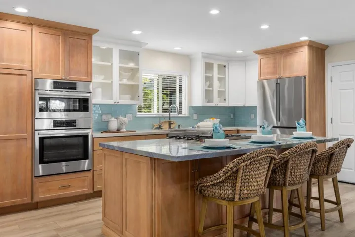 1600 49th Avenue, Capitola, California 95010