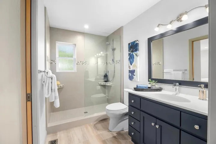 1600 49th Avenue, Capitola, California 95010