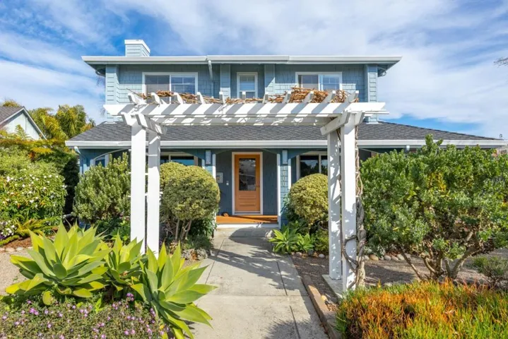1600 49th Avenue, Capitola, California 95010