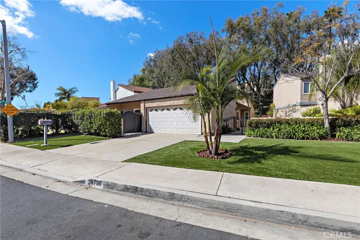 24795 Daphne E, Mission Viejo, California 92691