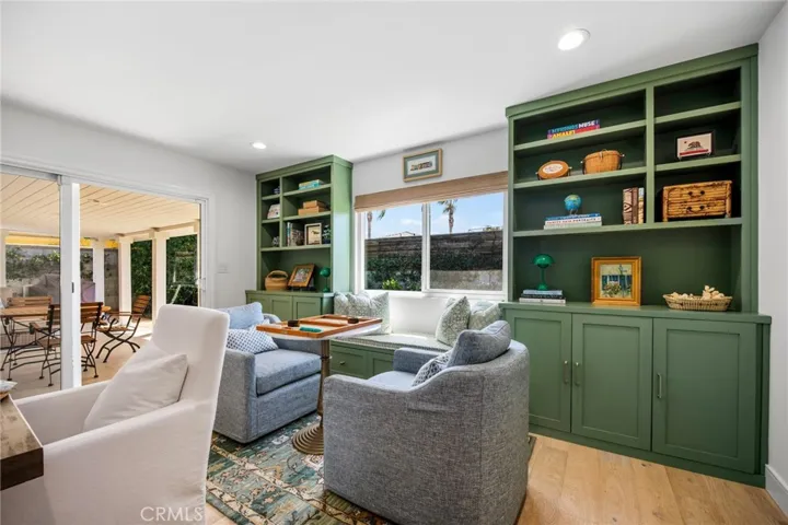 235 22nd Street, Costa Mesa, California 92627