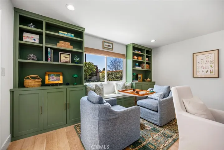 235 22nd Street, Costa Mesa, California 92627