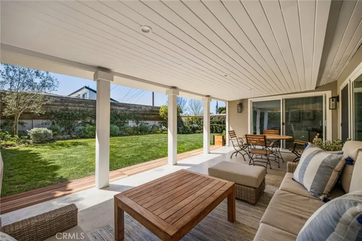 235 22nd Street, Costa Mesa, California 92627