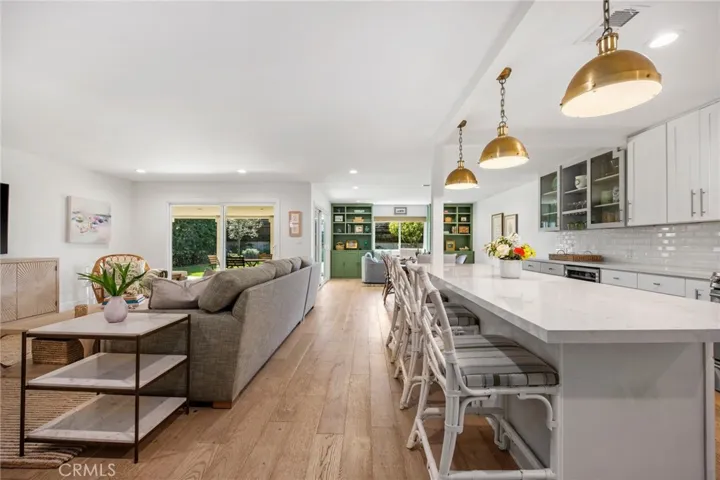 235 22nd Street, Costa Mesa, California 92627