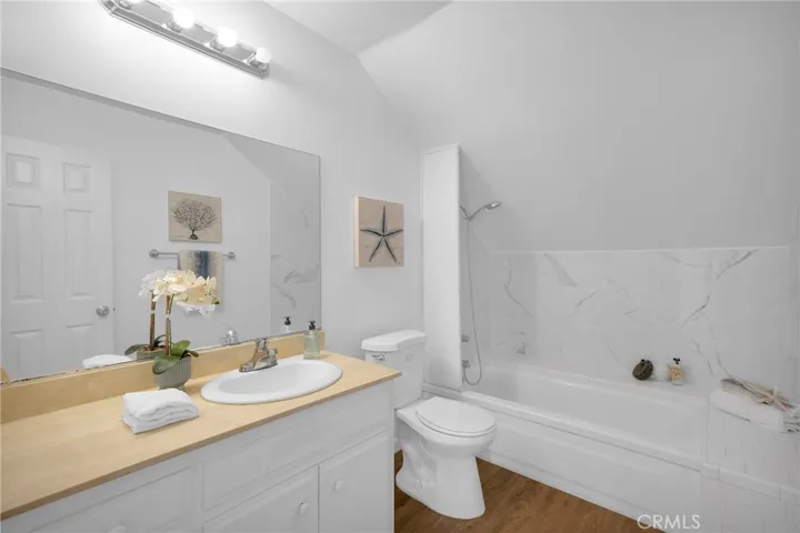 Upstairs Hall Bath