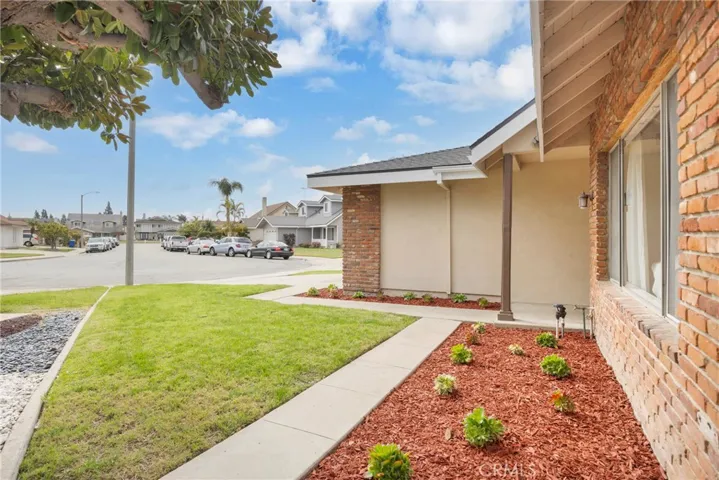 7101 Caprice Circle, La Palma, California 90623