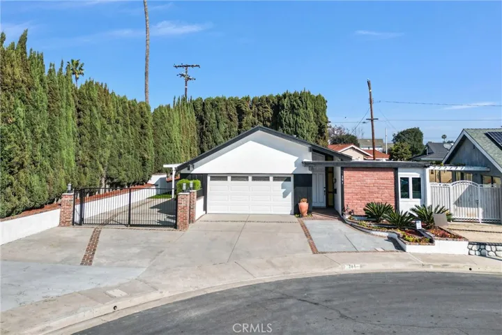 301 Bluebell Avenue, Placentia, California 92870