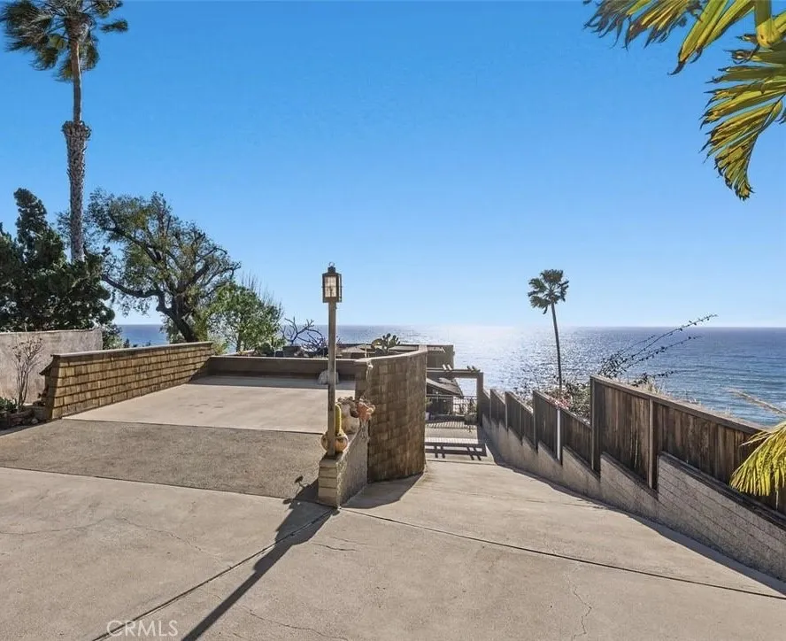 31995 Coast Hwy., Laguna Beach, California 92651 home-pic-24