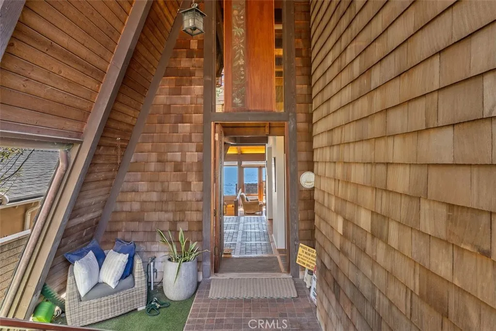 31995 Coast Hwy., Laguna Beach, California 92651 home-pic-31