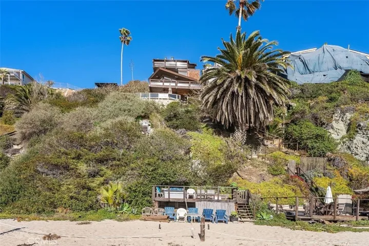 31995 Coast Hwy., Laguna Beach, California 92651