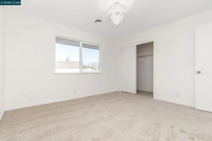 490 Edgewood Dr 22, Vacaville, California 95688-3631