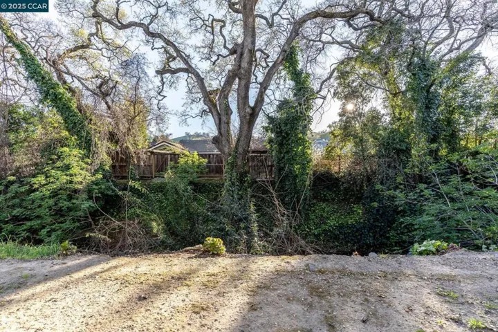 490 Edgewood Dr 22, Vacaville, California 95688-3631