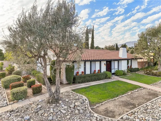 1201 N San Antonio Avenue, Upland, California 91786