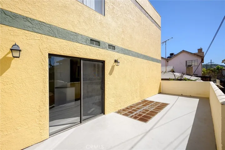 1140 Stanley Avenue, Glendale, California 91206