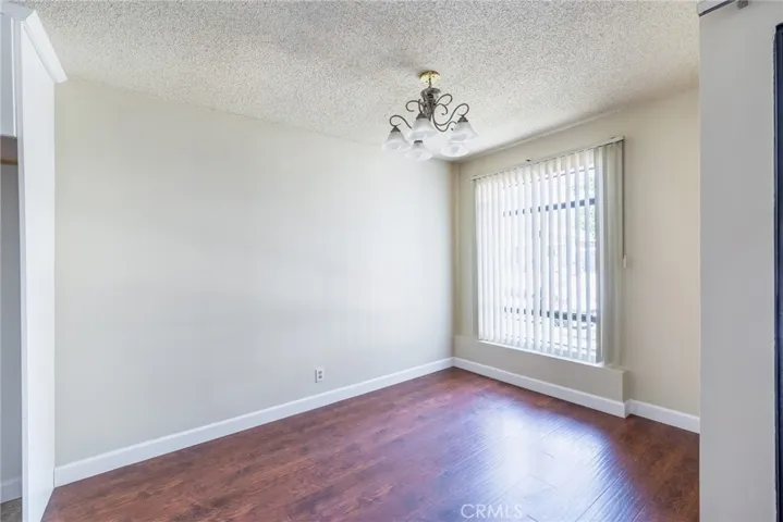 1140 Stanley Avenue, Glendale, California 91206