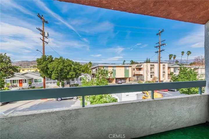1140 Stanley Avenue, Glendale, California 91206