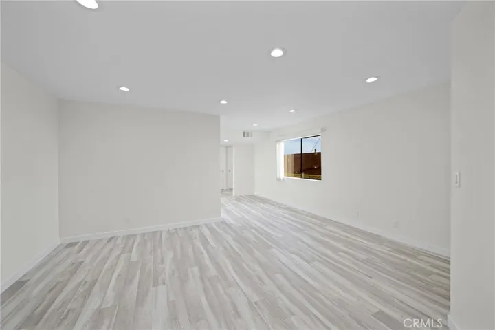 1140 Stanley Avenue, Glendale, California 91206