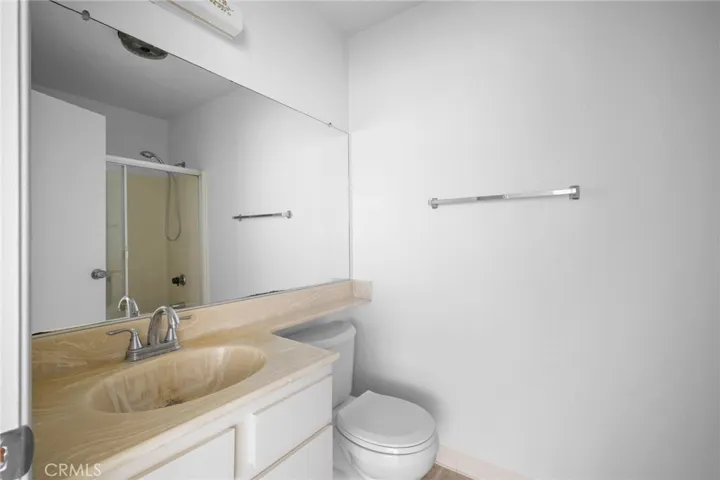 1140 Stanley Avenue, Glendale, California 91206
