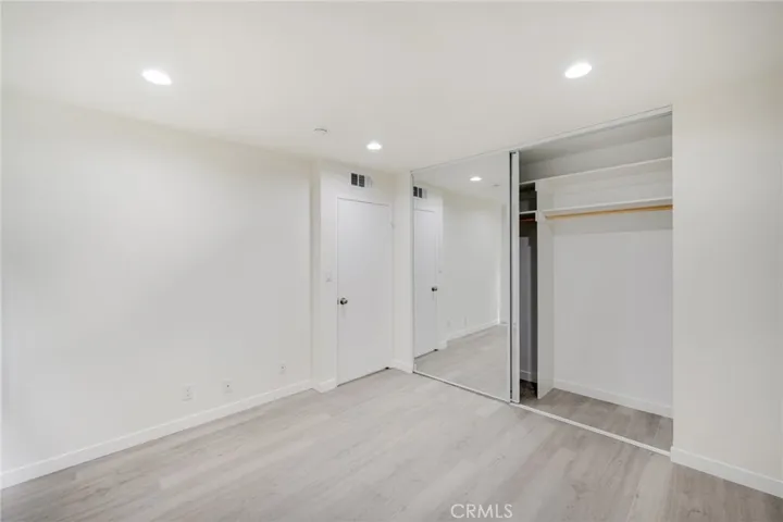1140 Stanley Avenue, Glendale, California 91206