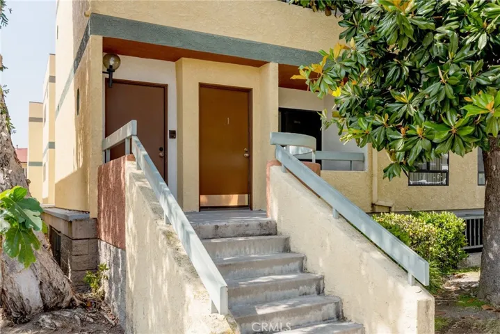 1140 Stanley Avenue, Glendale, California 91206