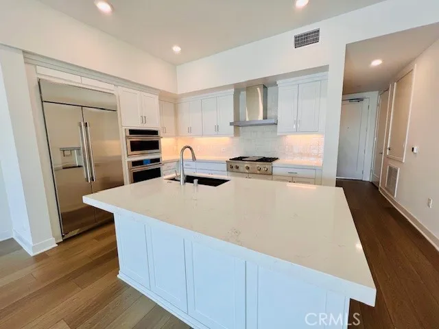 2305 Rivington, Irvine, California 92612