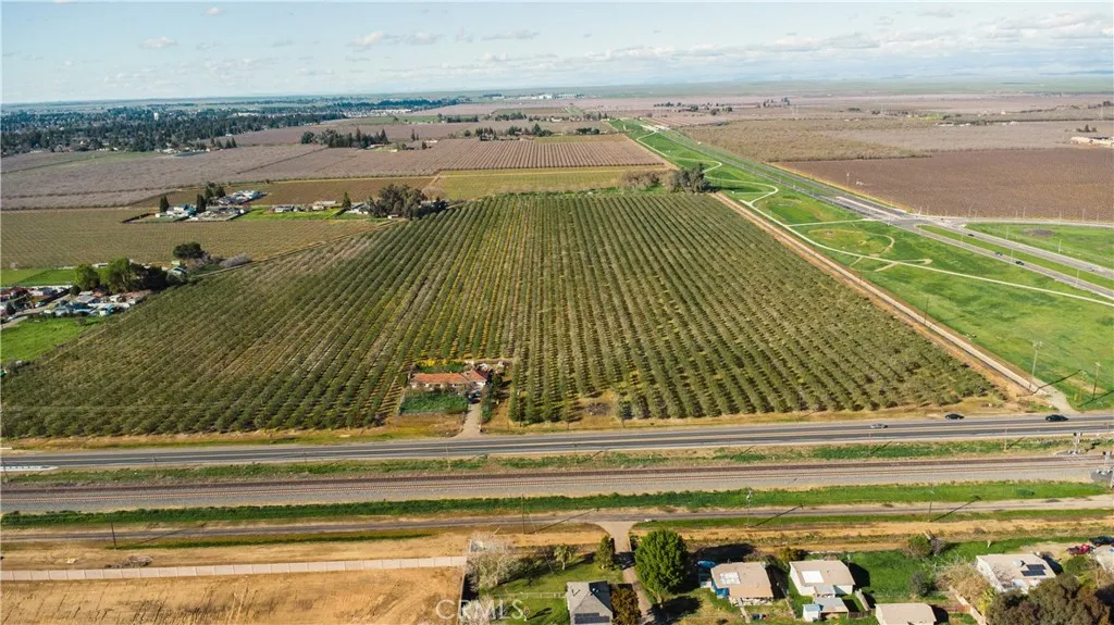 3370 E State Highway 140, Merced, California 95340 home-pic-3