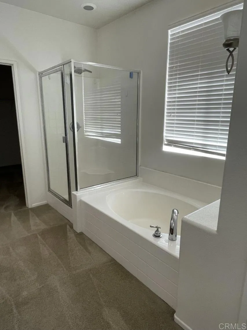 6048 Oak Fence Lane, Lancaster, California 93536 home-pic-20