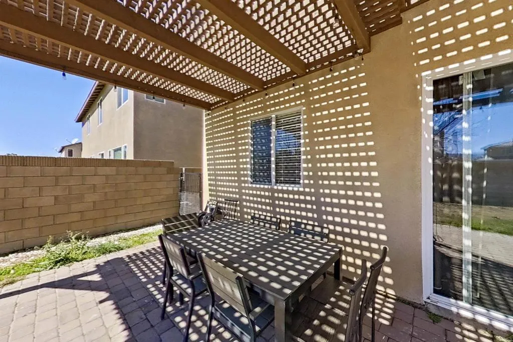 6048 Oak Fence Lane, Lancaster, California 93536 home-pic-29