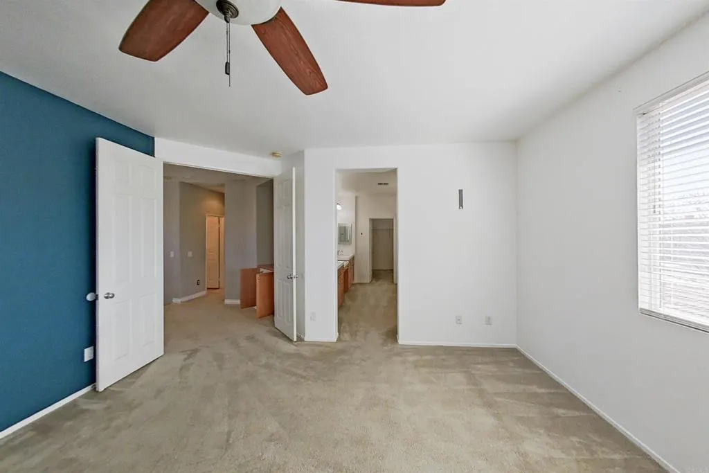 6048 Oak Fence Lane, Lancaster, California 93536 home-pic-17