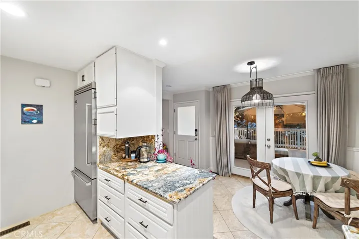 22271 3rd Avenue, Laguna Beach, California 92651