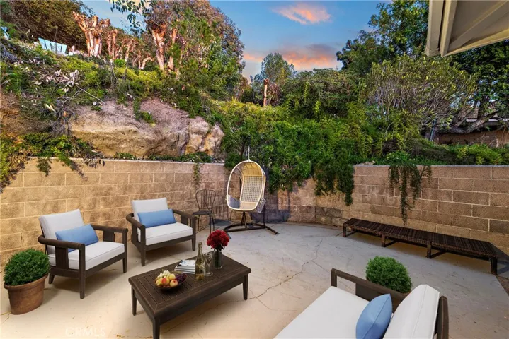 22271 3rd Avenue, Laguna Beach, California 92651