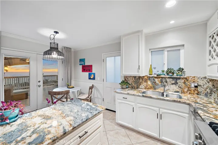 22271 3rd Avenue, Laguna Beach, California 92651