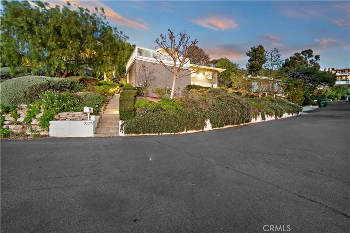 22271 3rd Avenue, Laguna Beach, California 92651