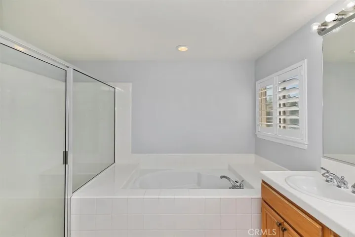 8379 Queen Anne Lane, Riverside, California 92508