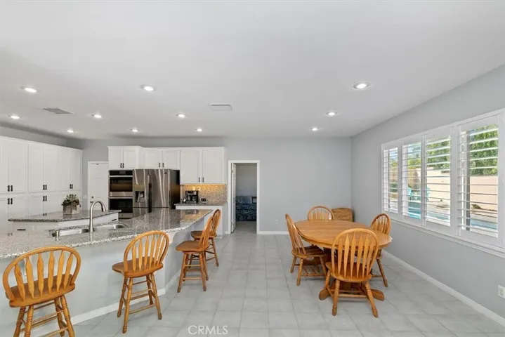 8379 Queen Anne Lane, Riverside, California 92508