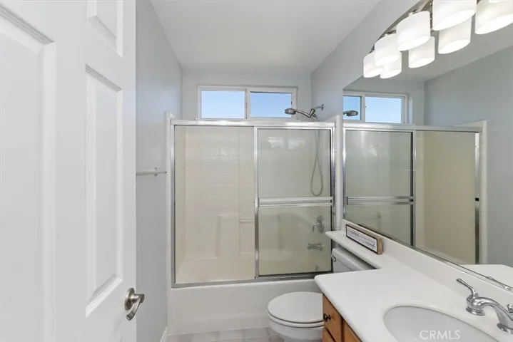 8379 Queen Anne Lane, Riverside, California 92508