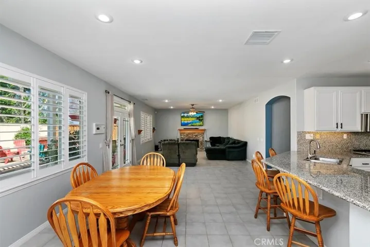 8379 Queen Anne Lane, Riverside, California 92508