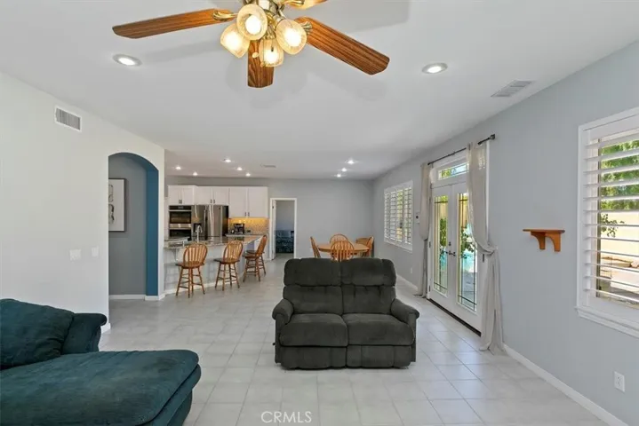 8379 Queen Anne Lane, Riverside, California 92508