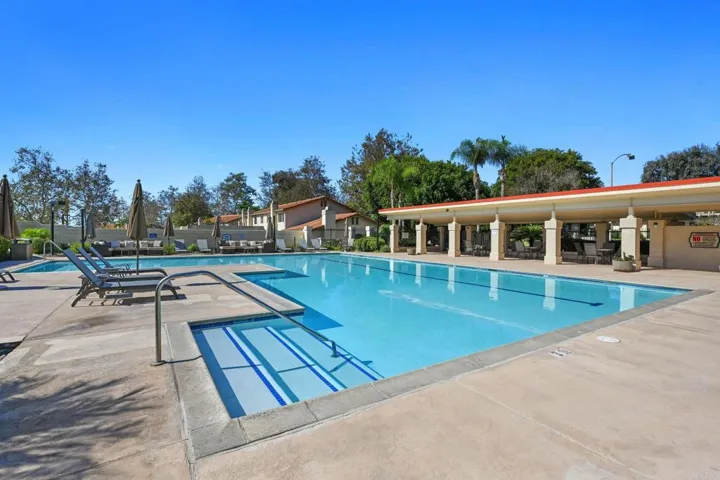6837 Batiquitos Drive, Carlsbad, California 92011