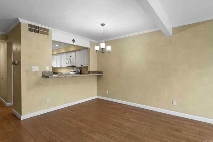 6837 Batiquitos Drive, Carlsbad, California 92011