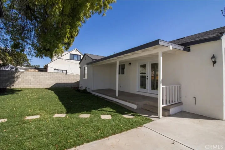 8373 Poinsettia Drive, Buena Park, California 90620
