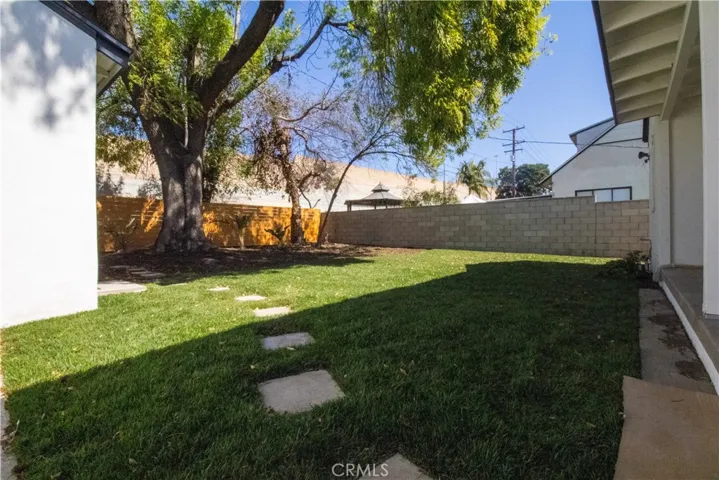 8373 Poinsettia Drive, Buena Park, California 90620