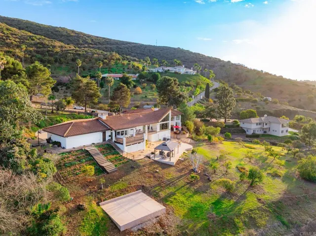 1505 La Plaza Drive, San Marcos, California 92078
