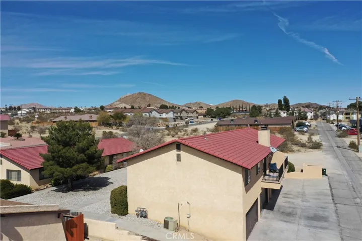 16097 Muni Road, Apple Valley, California 92307
