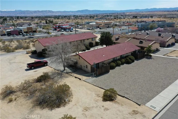 16097 Muni Road, Apple Valley, California 92307